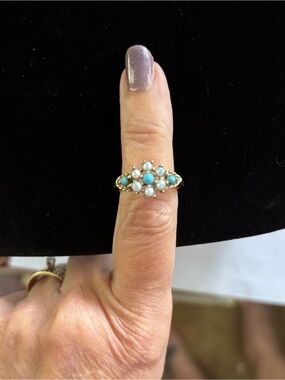 Vintage Avon Gold-Tone Floral Cluster Ring with Faux Turquoise Faux Pearls